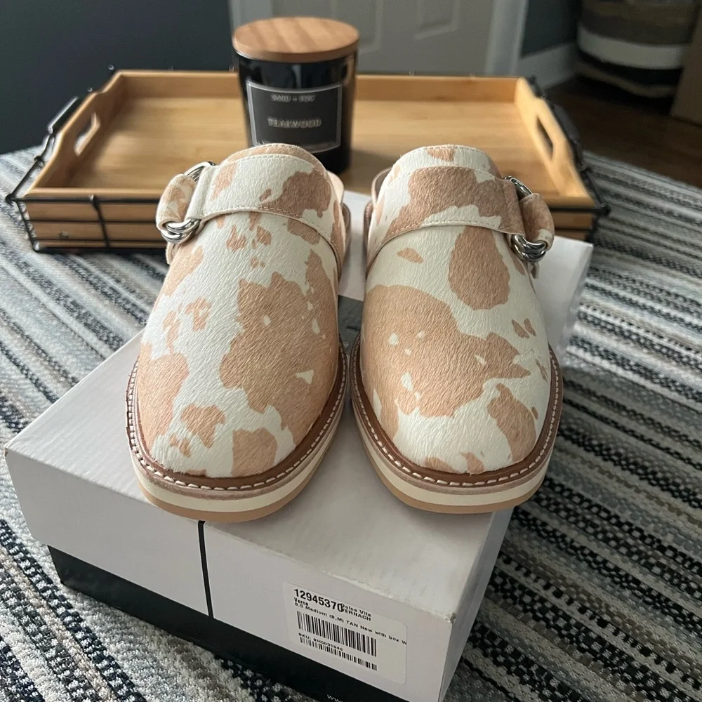 NIB: Dolce Vita Cow print mules - Picture 4 of 5